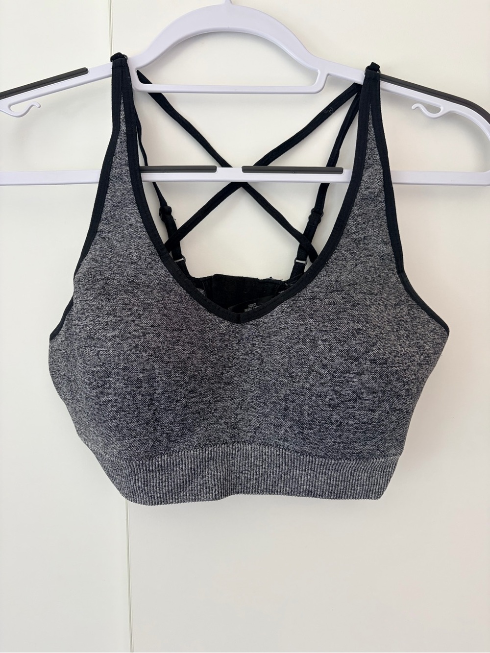 PINK Victoria's Secret Heather Gray Crisscross Sports Bra